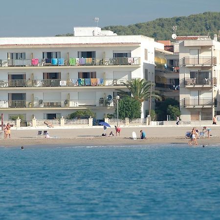 Villa Service - Apartamentos Aransol Ел Вендрел Стая снимка
