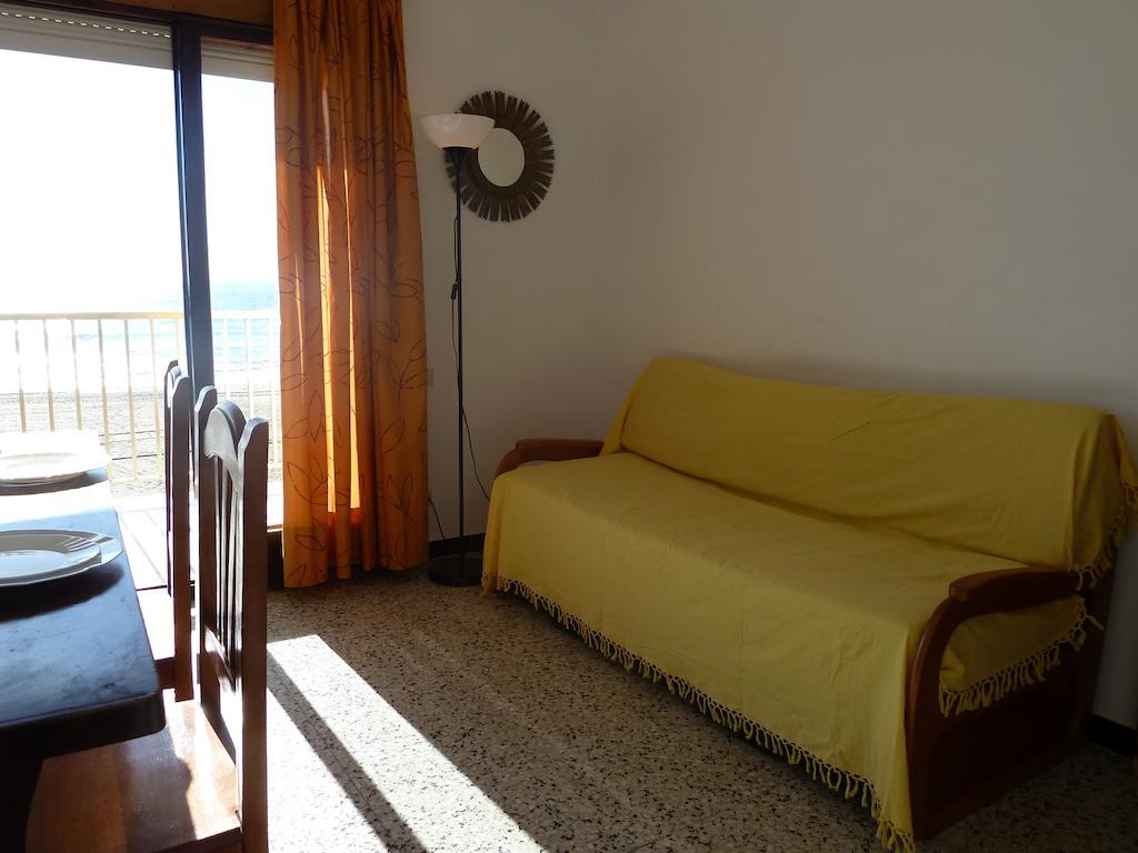 Villa Service - Apartamentos Aransol Ел Вендрел Стая снимка